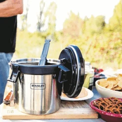 Stanley Adventure Stay Hot Camp Crock 3QT 13 Stanley Adventure Stay Hot Camp Crock 3QT -Outdoor Camping Gear 10 01875 027 8 600x600 6554d262 e86b 44d9 a43e 84c787015040