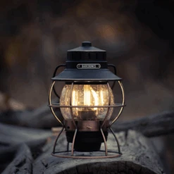 Barebones Railroad Lantern Bronze -Outdoor Camping Gear LIV 280 7 600x600 1d6ec1a8 5149 4516 8a14 9130b72577b9